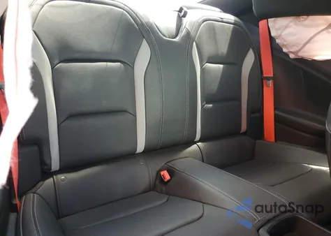 2024 Chevrolet Camaro Lt1 z USA, uszkodzony, nr VIN 1G1FF1R72R0122668